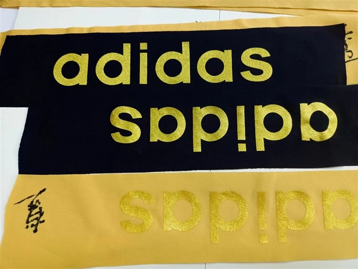 Roupa íntima com serigrafia